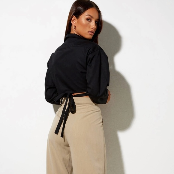 Motel Rocks Elyse Crop Top (Black) - Picture 3 of 4